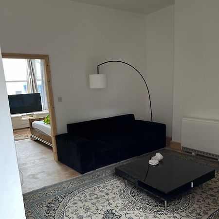 New Flat, Own Bathroom, Sitting Room & Large Bedroom - Walsall Bescot Экстерьер фото