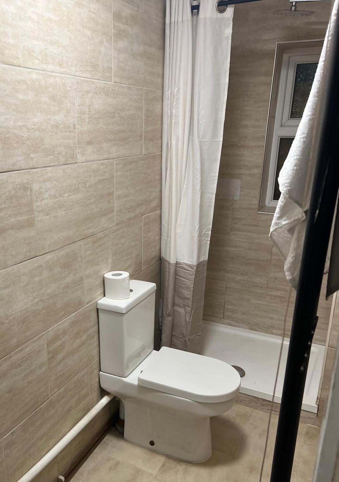 New Flat, Own Bathroom, Sitting Room & Large Bedroom - Walsall Bescot Экстерьер фото
